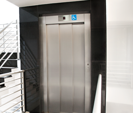 Elevador Restrito